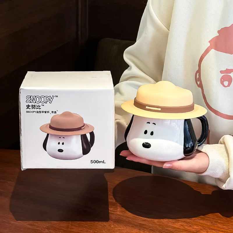 スヌーピー麦わら帽子デザインの蓋とハンドル付きセラミックマグ - Anime Merchandise Mugs のレビューと価格